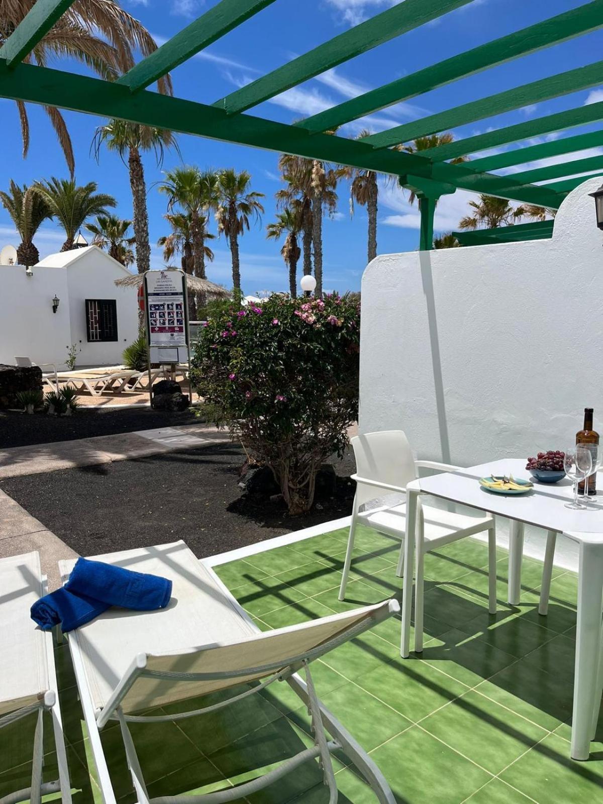 Bungalow Buganvilla Tías Екстериор снимка