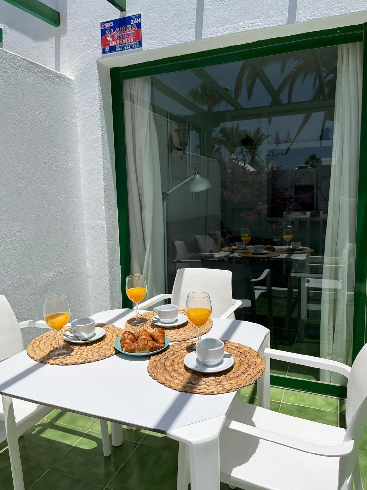Bungalow Buganvilla Tías Екстериор снимка