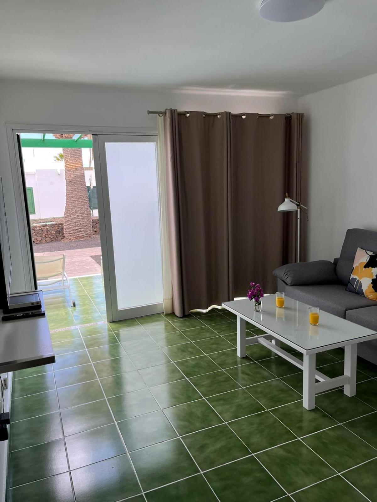 Bungalow Buganvilla Tías Екстериор снимка